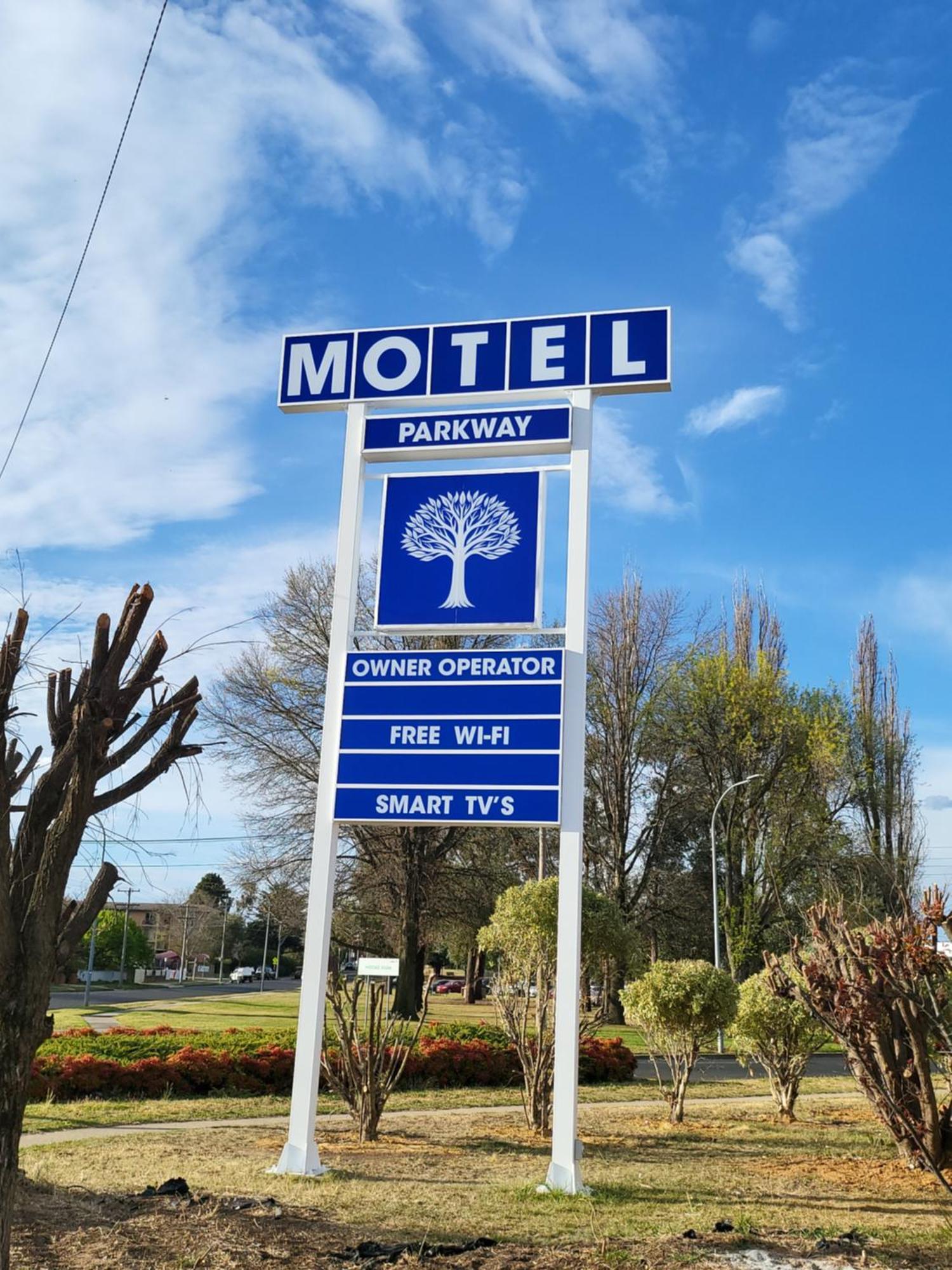 Parkway Motel Queanbeyan Exterior photo